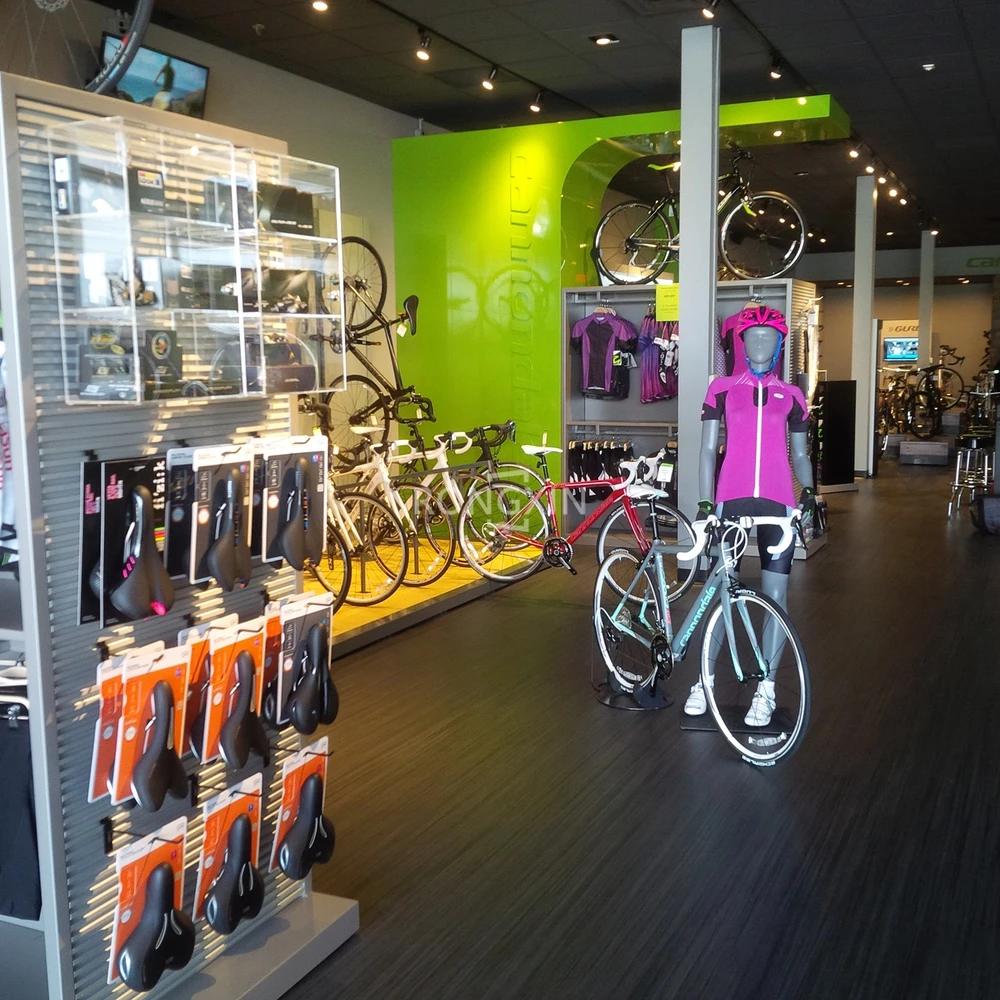 Estante de pared de madera para bicicletas de montaña, escaparate para  decoración de bicicletas, muebles de exhibición para tienda de ciclismo