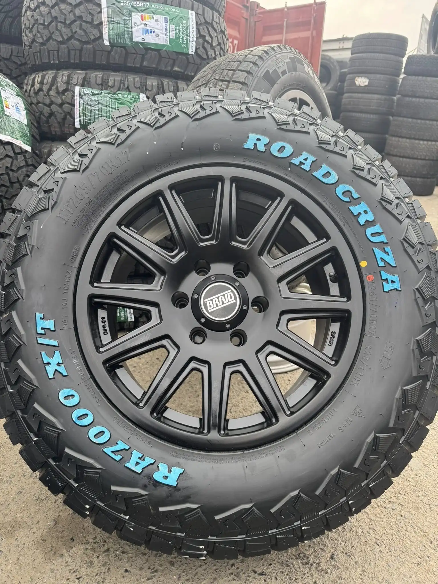 ラジアルタイヤ215/75R15ホイール付　エレメントに使用 ROADCRUZA Xt Tire Roadcruza Factory Brand Ra7000 For Off Road Car 215/75r15