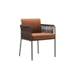 Chaise en corde tricotée F