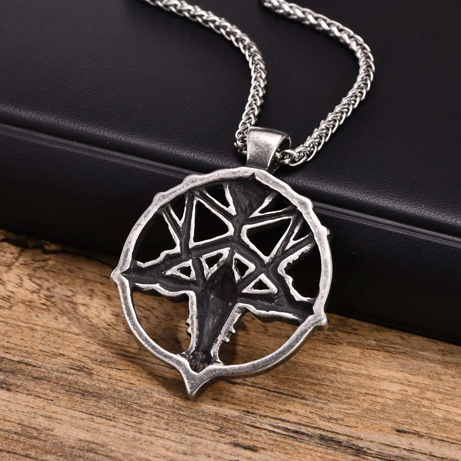 Pendentif Lucifer Bijou ésotérique Pentagramme Satan Magie Noire Argent 925