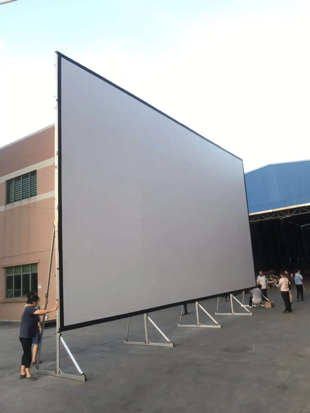 Telon Fast Fold 400 Inch Portable Outdoor 3D 4K Double-Sided Screen with Flight Case for Camping & Beach Use