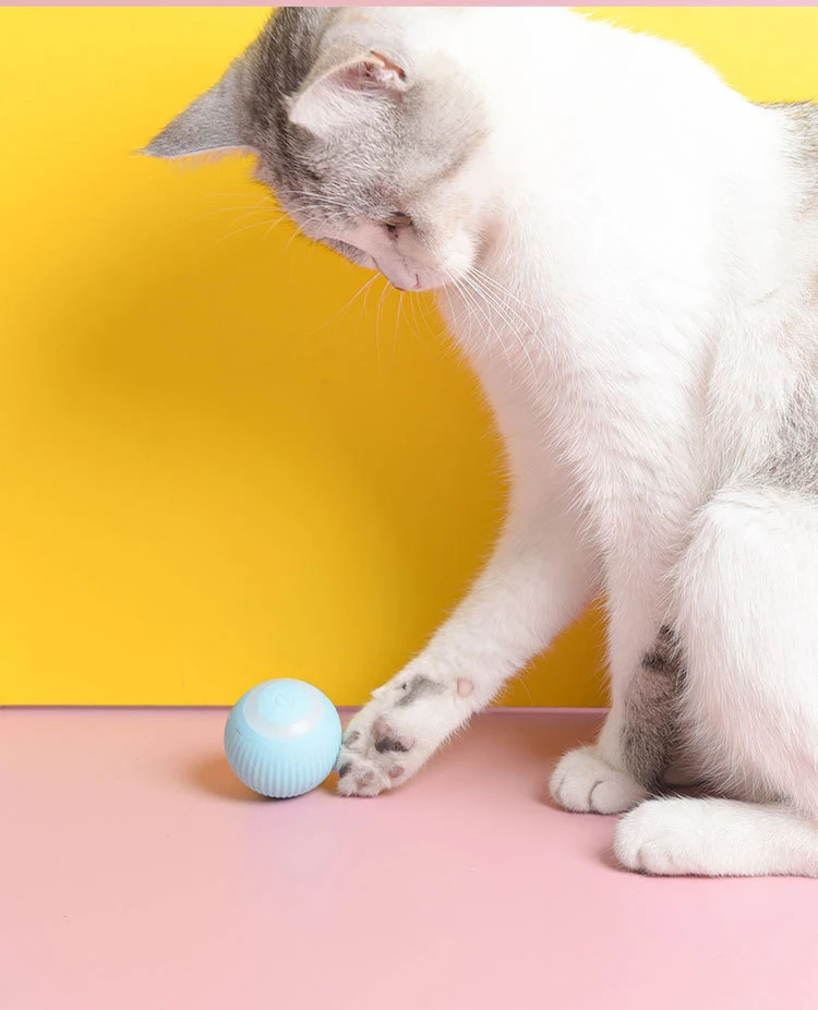 Intelligent Interactive Cat Toys Ball with LED Lights Automatic Moving Rolling Ball for Indoor Cats Cat Automatic Toy