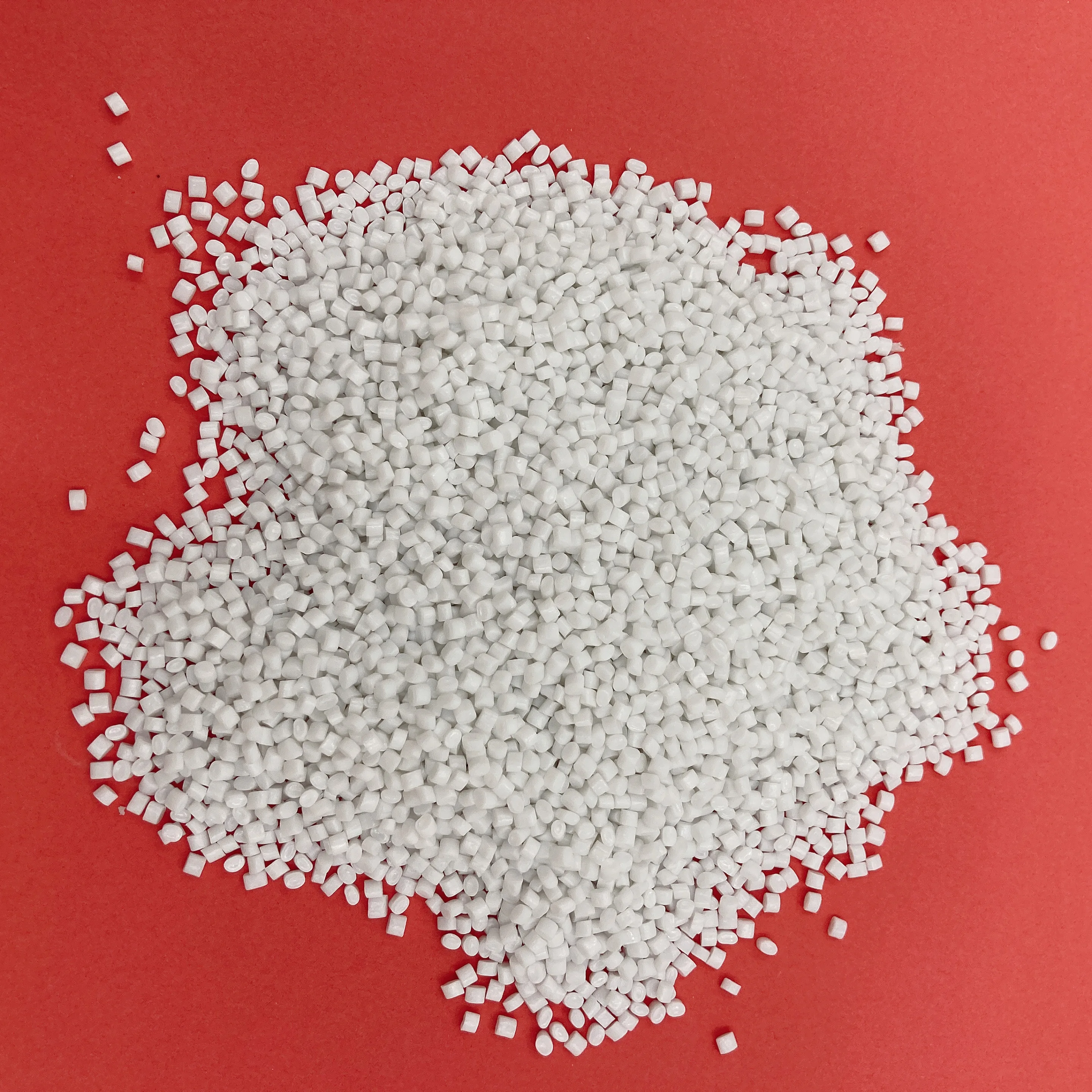 Полиэтиленовый терефталат в бутылках, 100% натуральный ПЭТ CB602 8863 Смола IV 0,80-0,85 ПЭТ смола