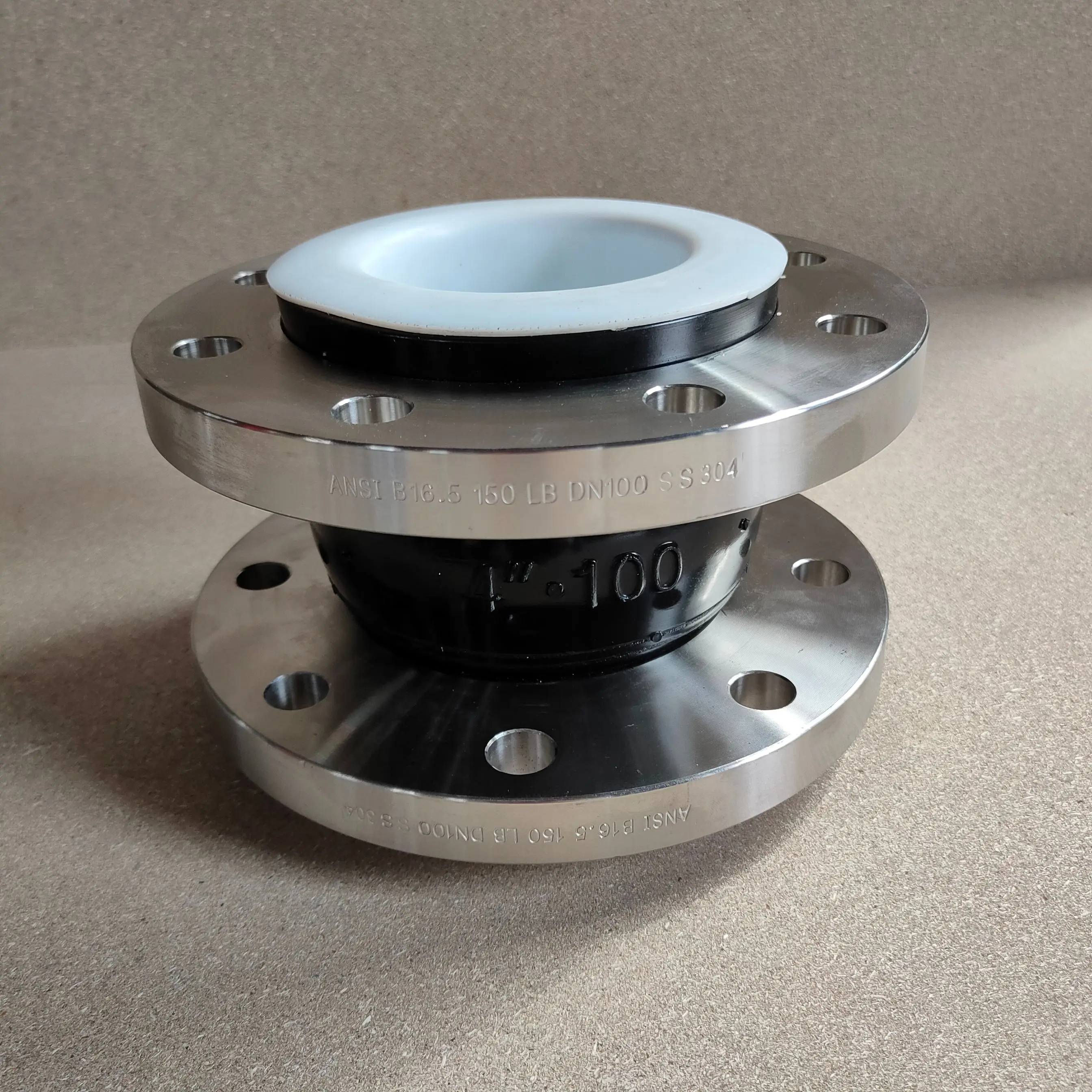 Suppliers Rubber Expansion Joint Flexible Bellows Joint With Good