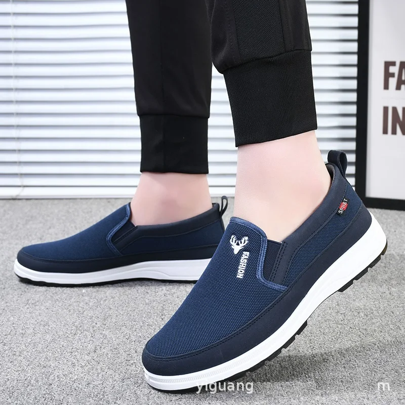 Anti Slip Canvas Upper Men's Cloth Upper Fashion Sneakers Loafers Flat ...