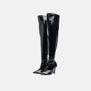 Luxury Factory Direct Women Black Patent Leather Knee Hight Boots Wedge Heel Custom Logo Winter Fashion Wholesale