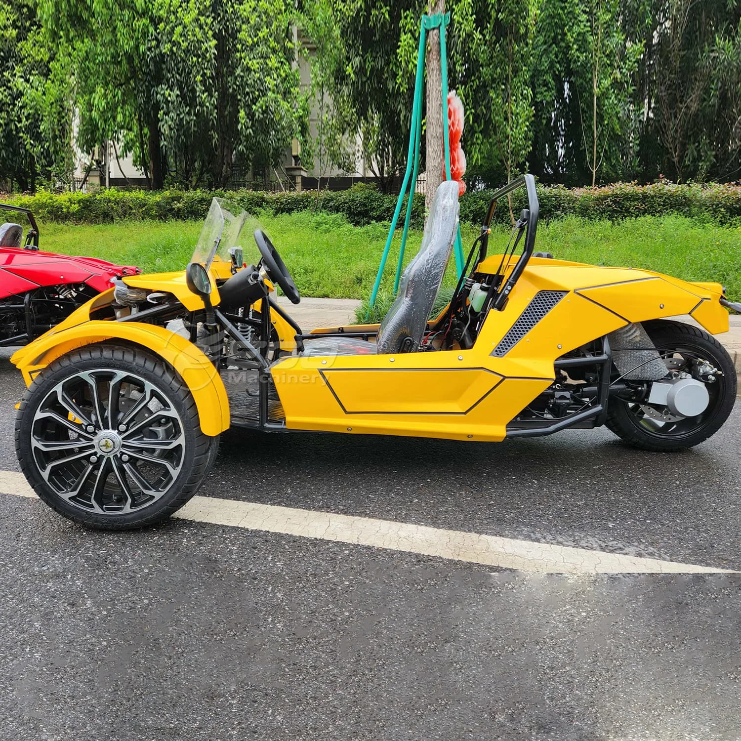 350cc China Reverse Tricycle Convertible Supercar ZTR Trike