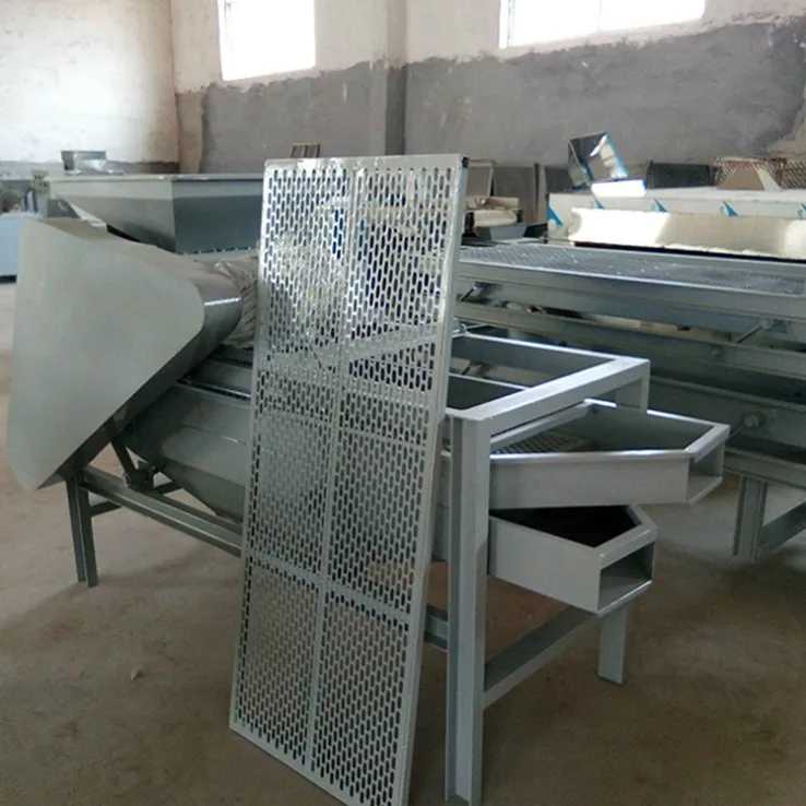 Automatic Nut Cracking Dehulling Pistachio Sheller Almond Shelling Machine