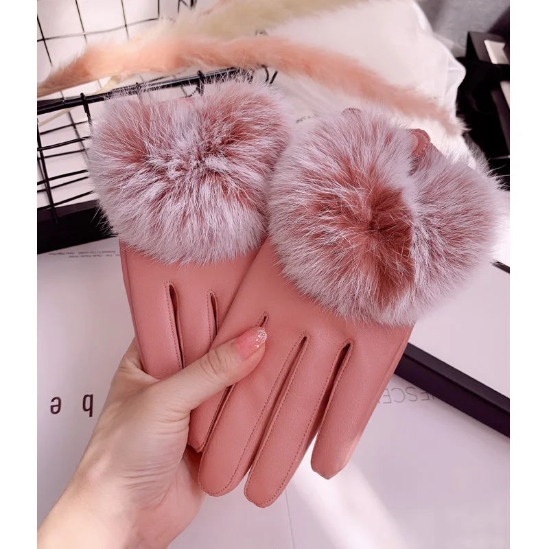 Wholesale of Motorcycle Gloves with Sheepskin and Rabbit Hair Fashion Fur Heating Touch Screen for women