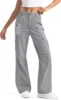 Gris oscuro