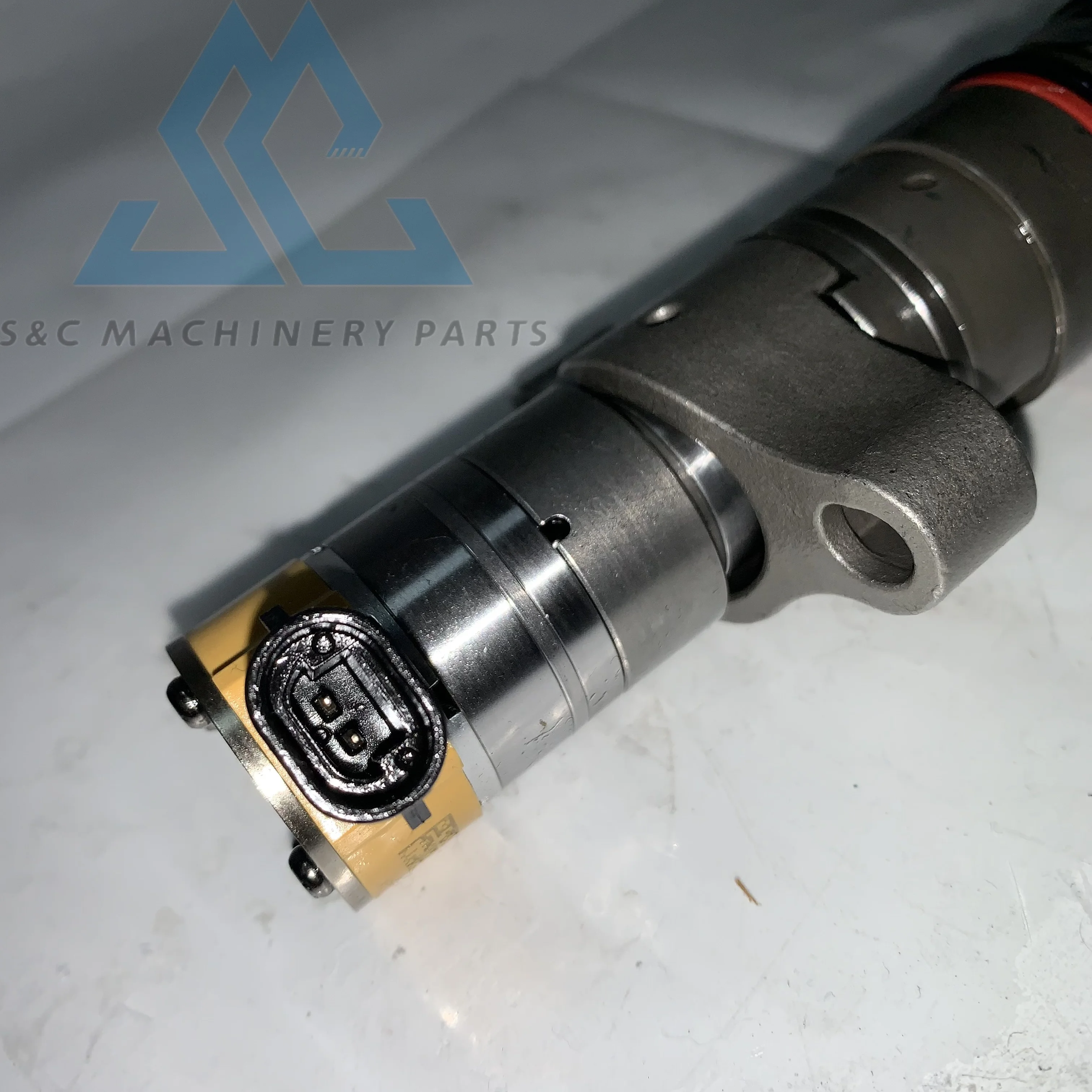 Excavator Engine Parts 263-8218 Common Rail Injector 2638218 557-7627 387-9427 328-2585 Fuel Injector for Caterpillar Cat C7 C9