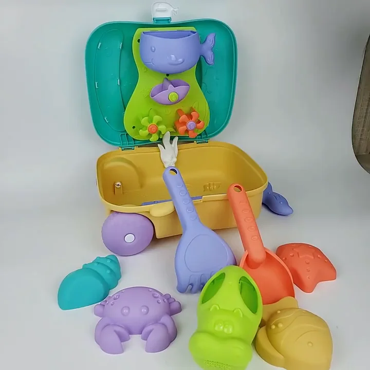 Suitcase Shaped Sand Model Set Funny Plastic Luggage Case Kids Beach