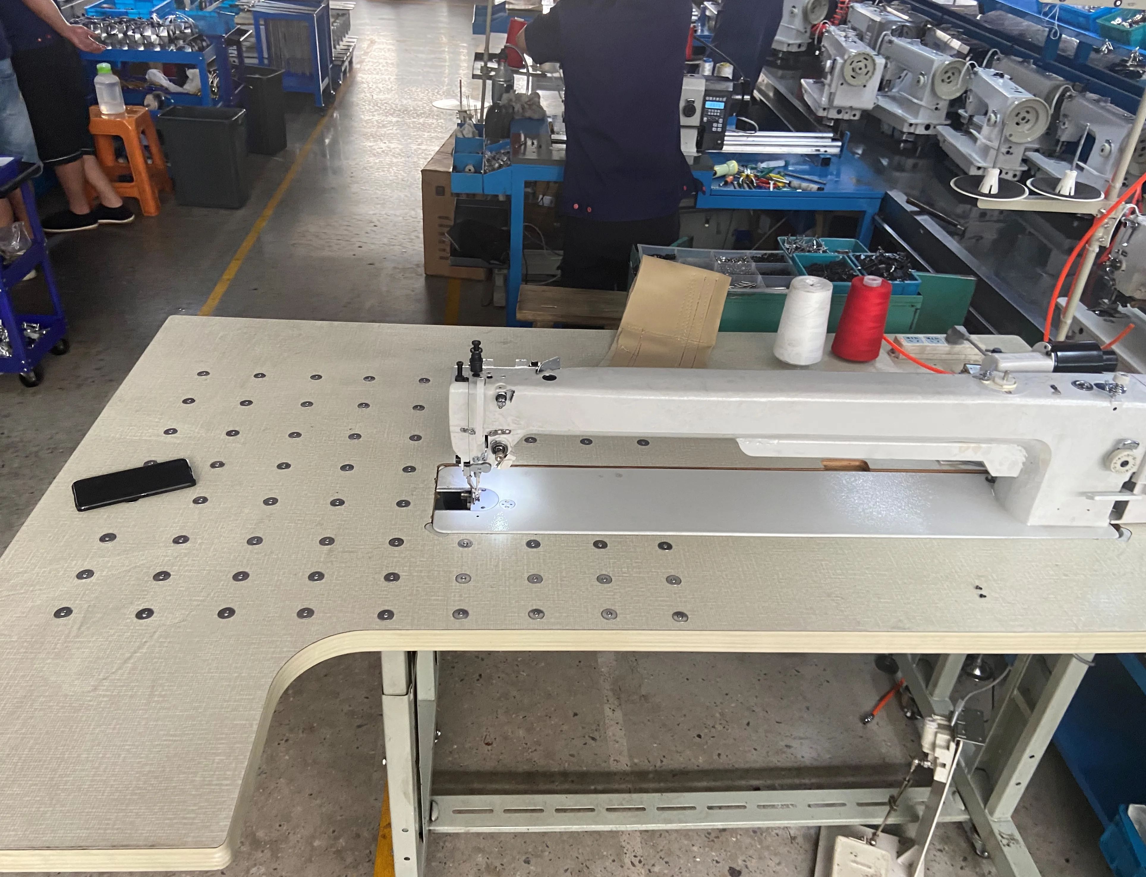 DT 0356-D4 Direct Drive Computerized Long Arm Lockstitch Sewing Machine Heavy Duty for Leather