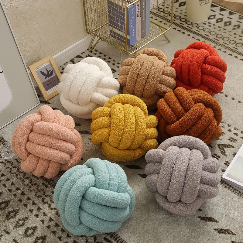 Aoyatex China Factory wholesale comfort cushion plush round hand-woven knot decoration pillows & cushions