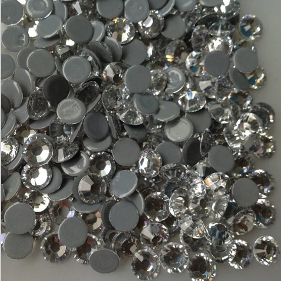 Hot Fix Strass Machine Cut Hot Fix Rhinestones Factory Wholesale Over 75 Colors Flat Back Intensive Glue Hotfix Stone for Dress