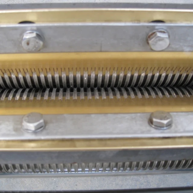 China Factory Custom Made High Efficient-cost Ratio Burr-free Cheese Slitter for Cutting Cheese Strips for Food Maker 5
