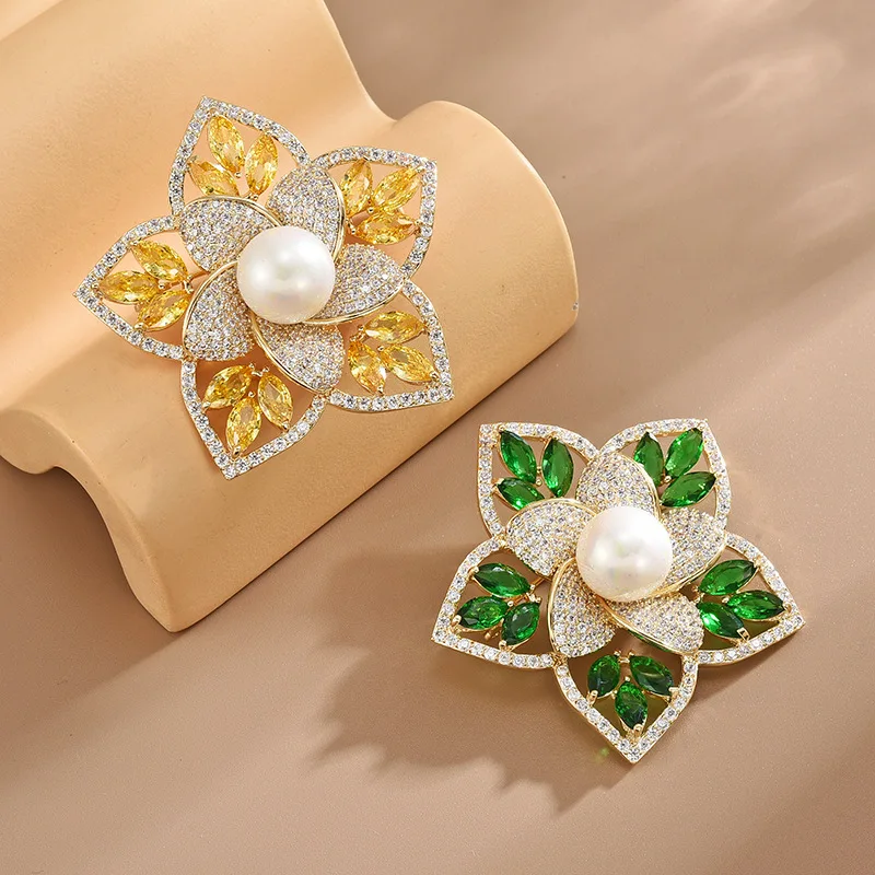 chinese dress ladies Women's Vintage Silver Diamond-Pearl Butterfly Brooch-Dress Safety Pin Silver