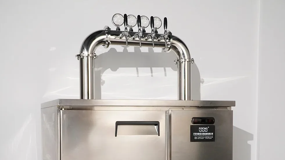 Beer Dispenser Machine Draft Beer Cooler Kegerator Beer Keg For Sale