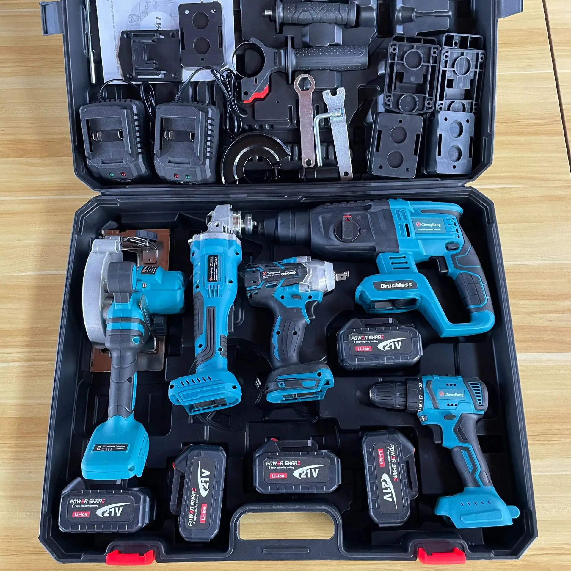 アメリカンマッスル　ツールセット　工具　1/18 希少 Amazon | TSM 1/18 スナップオン ガレージツールセット Snap-on