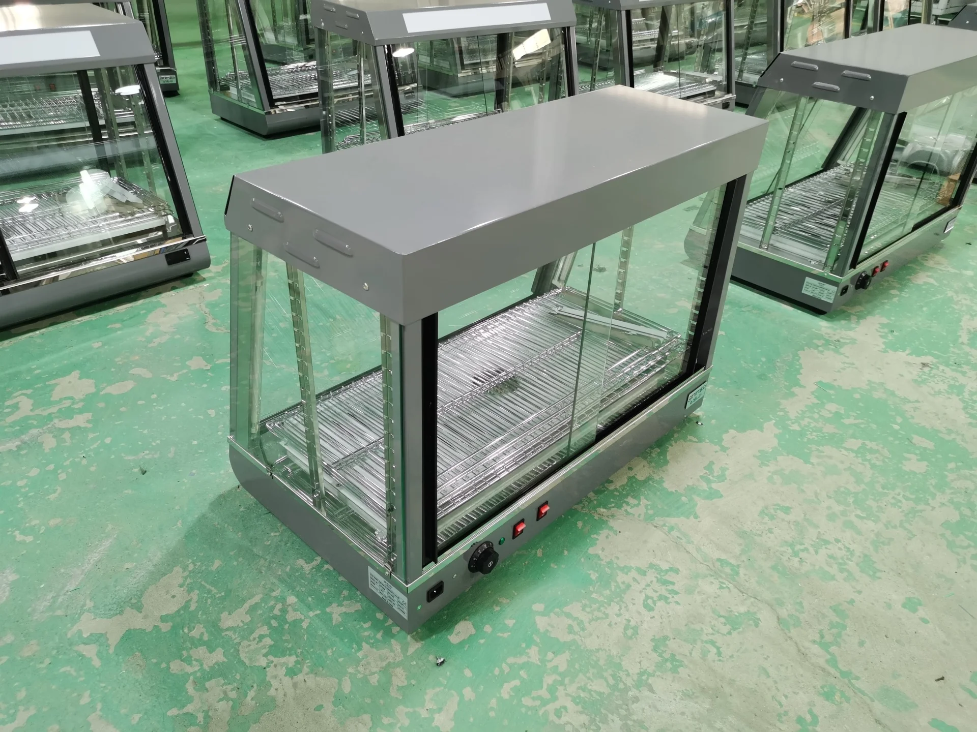 Basic Customization Food Warmer Showcase/Curved Glass Warming Displayer  /Stainless Steel Warmer Hw-838-3 - China Catering Equipment, Kitchen  Equipment