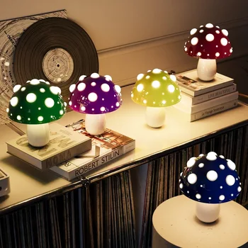 Creative Bedroom Luxury Cordless Touch Table Lamp Metal Rechargeable Mini Modern Cute Colorful Mushroom Night Light Bulb