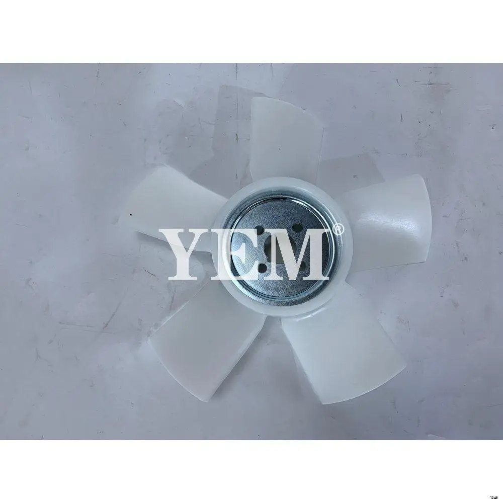 D905 Fan 15867-74112 for Kubota Machinery Diesel Engine