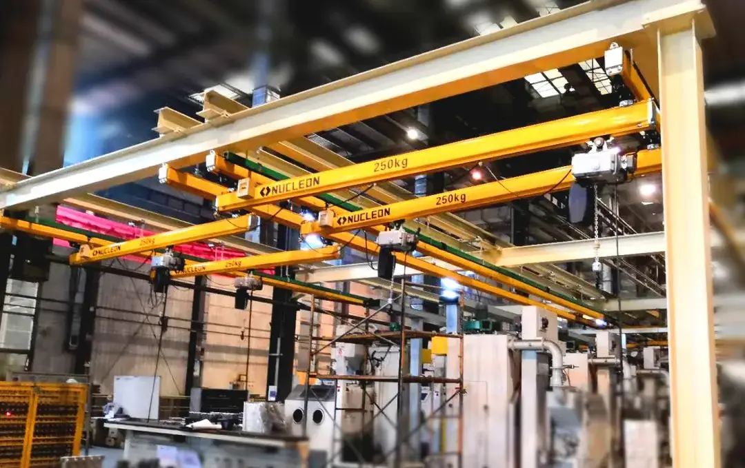 Portable Overhead Crane System | Free Standing Workshop Crane | With ...