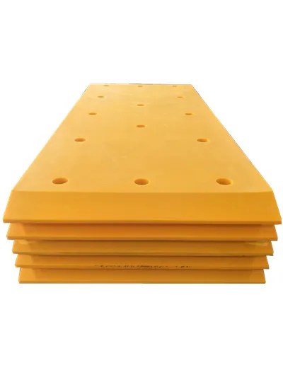 UHMWPE frontal face pad for marine rubber fenders