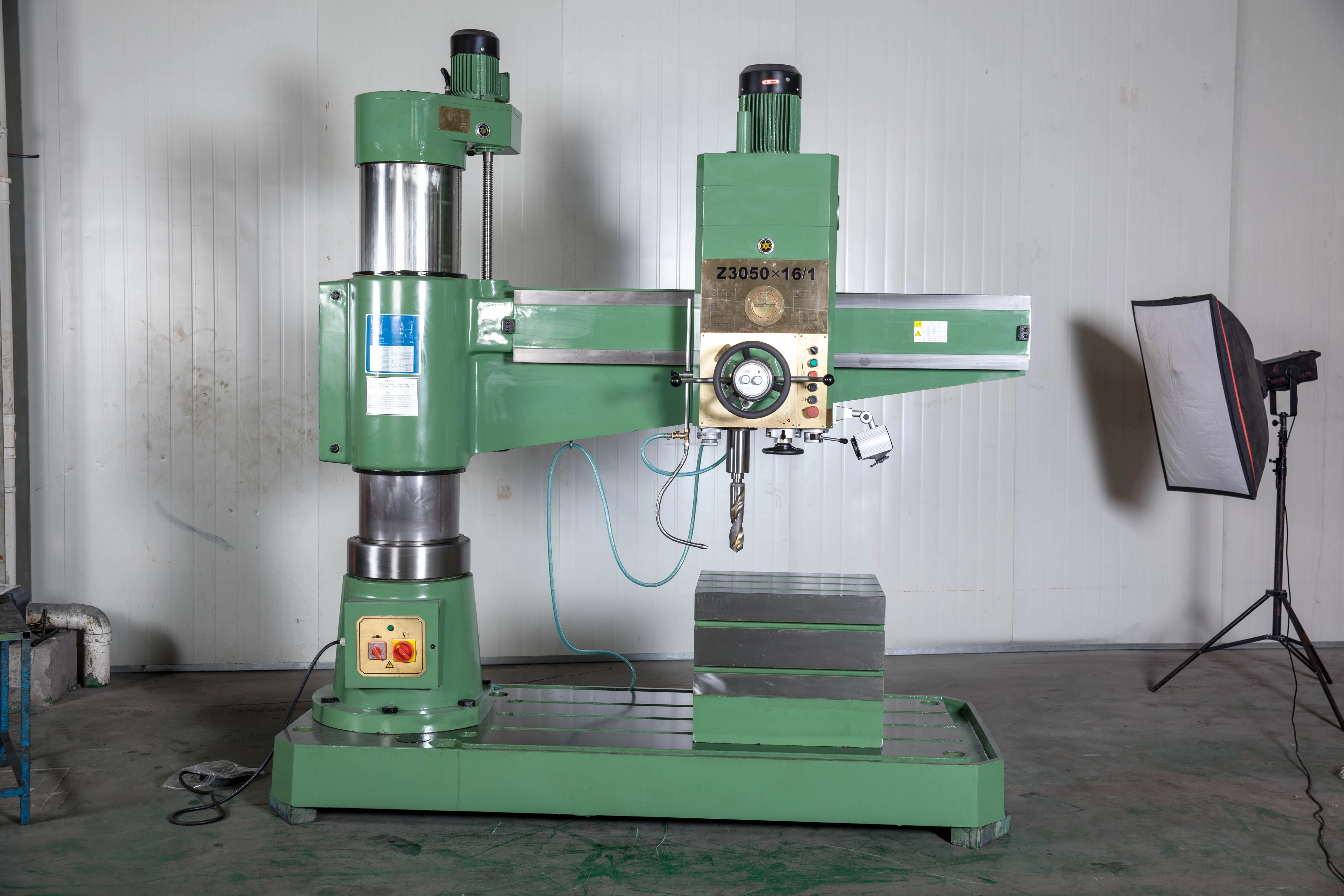 Radial Drilling Machine Z3050 Vertical Column Fully Hydraulic with Tapping and Drilling and Milling Heads
