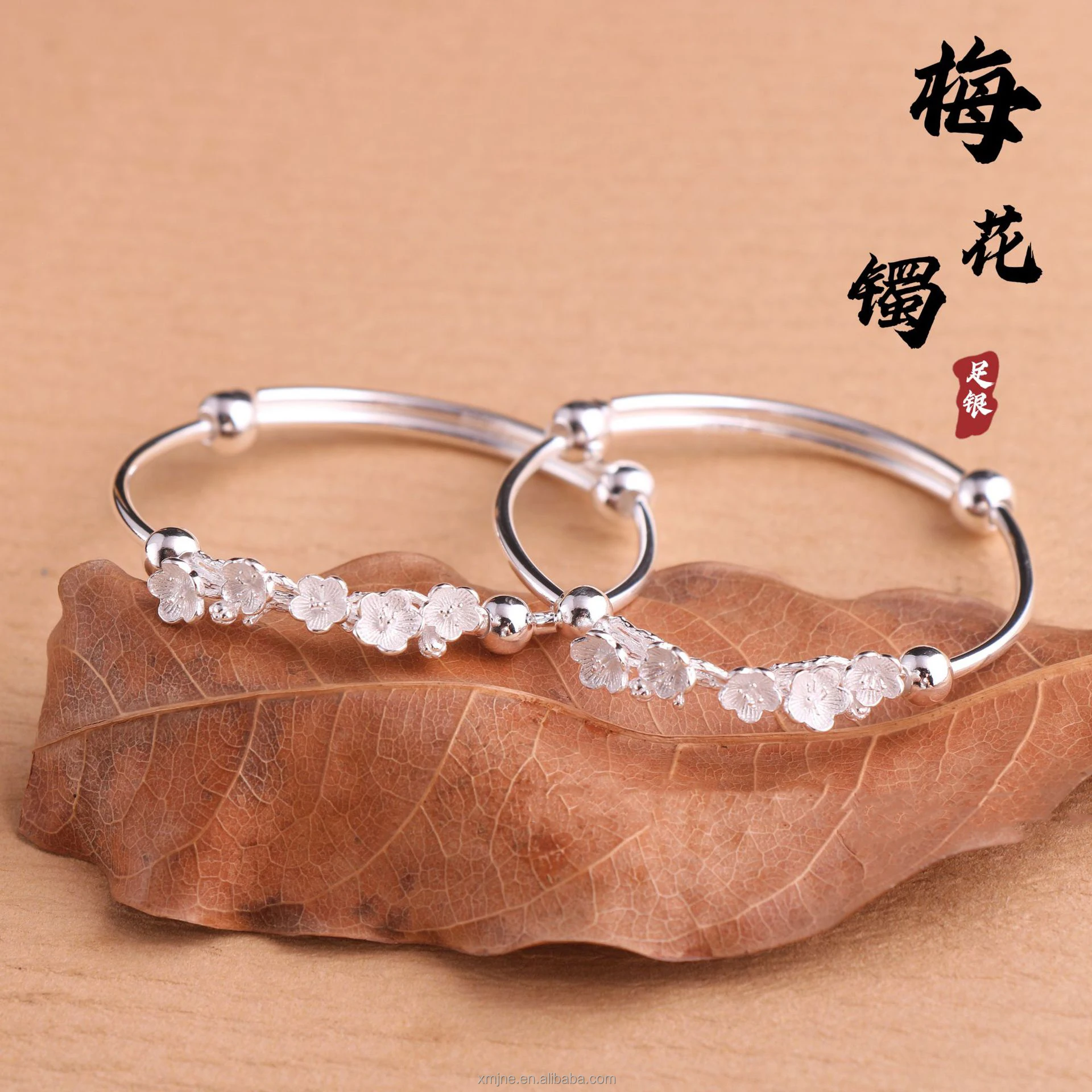 Newborn deals Baby 999 Pure Silver Matte Baby Bangle