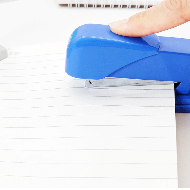 Пользовательский логотип, высококачественный бумажный Настольный степлер среднего размера, ручной металлический офисный степлер