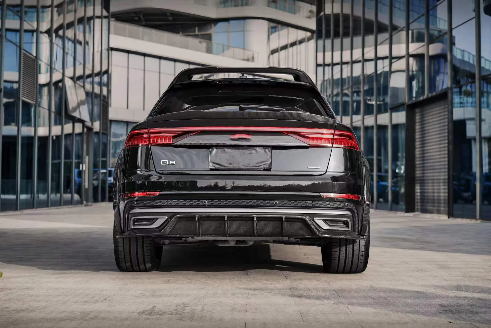 Q8 Wide Body Kit Bumper Suitable For Audi Q8 SQ8 LD Carbon Fiber Body Kits