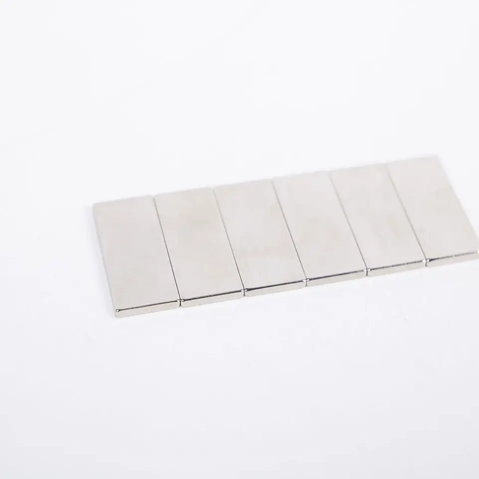 New Arrival Personalized Customization Permanent Ndfeb Neodymium Magnet N35N52 Sheet Magnet