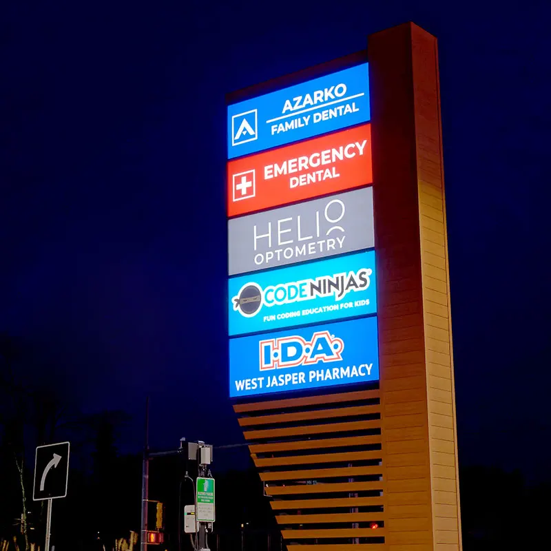 Customized Size Roadside Led Light Sign Logo Outdoor and Led Channel Letters Pylon Signage for Events and Companies