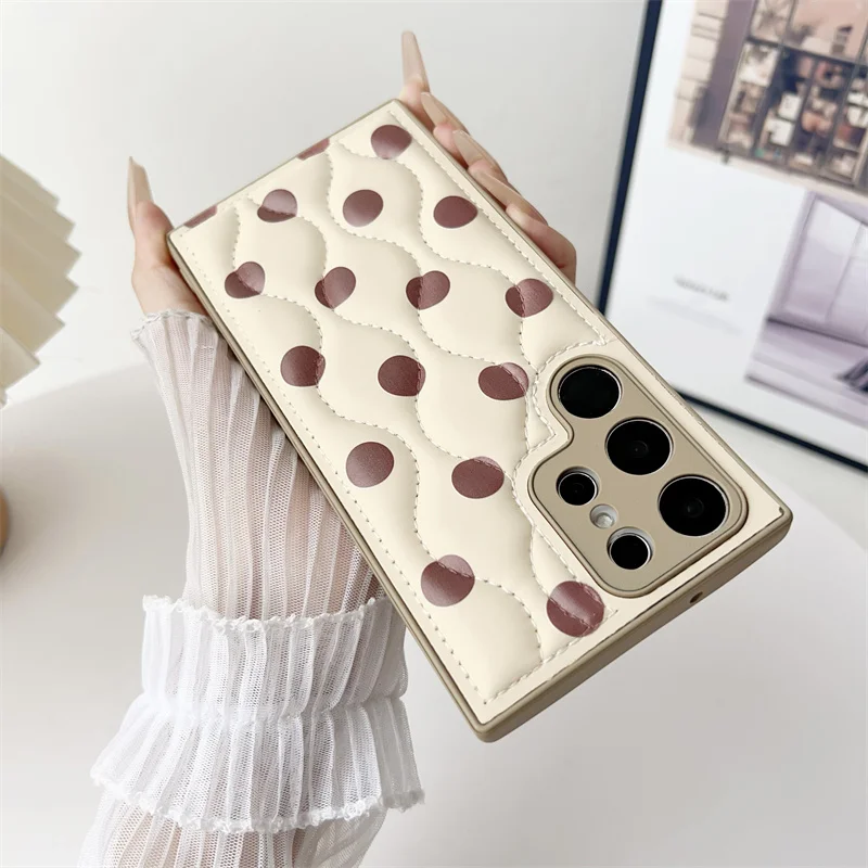 Adjustable Wristband With Pattern Artificial Leather Phone Cases for Samsung S25 S23Ultra S24 Plus TPU Frame Anticollision Cover