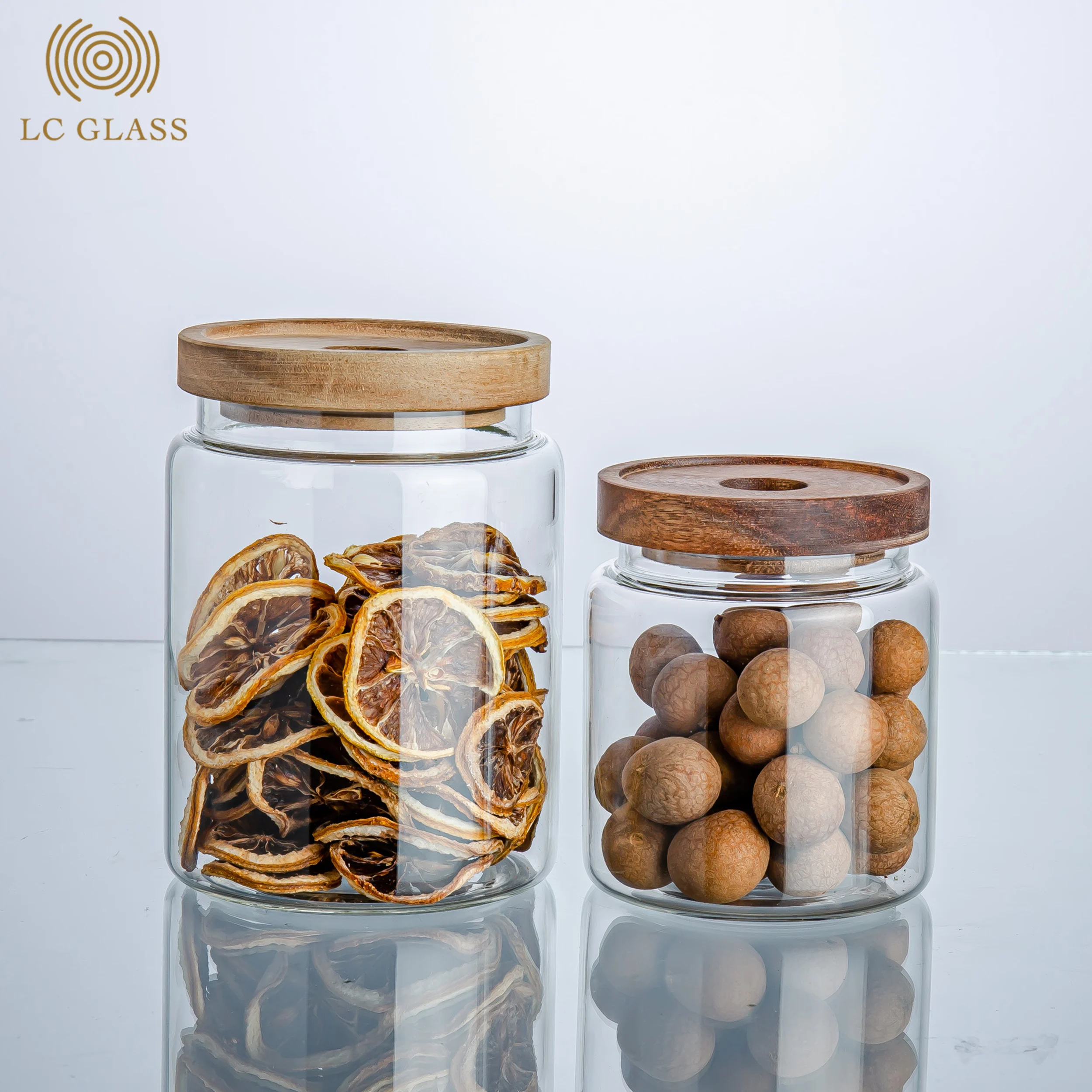 High Quality Selling Borosilicate Glass Storage Jar Food Container with Clamp Airtight Bamboo Wooden Lid