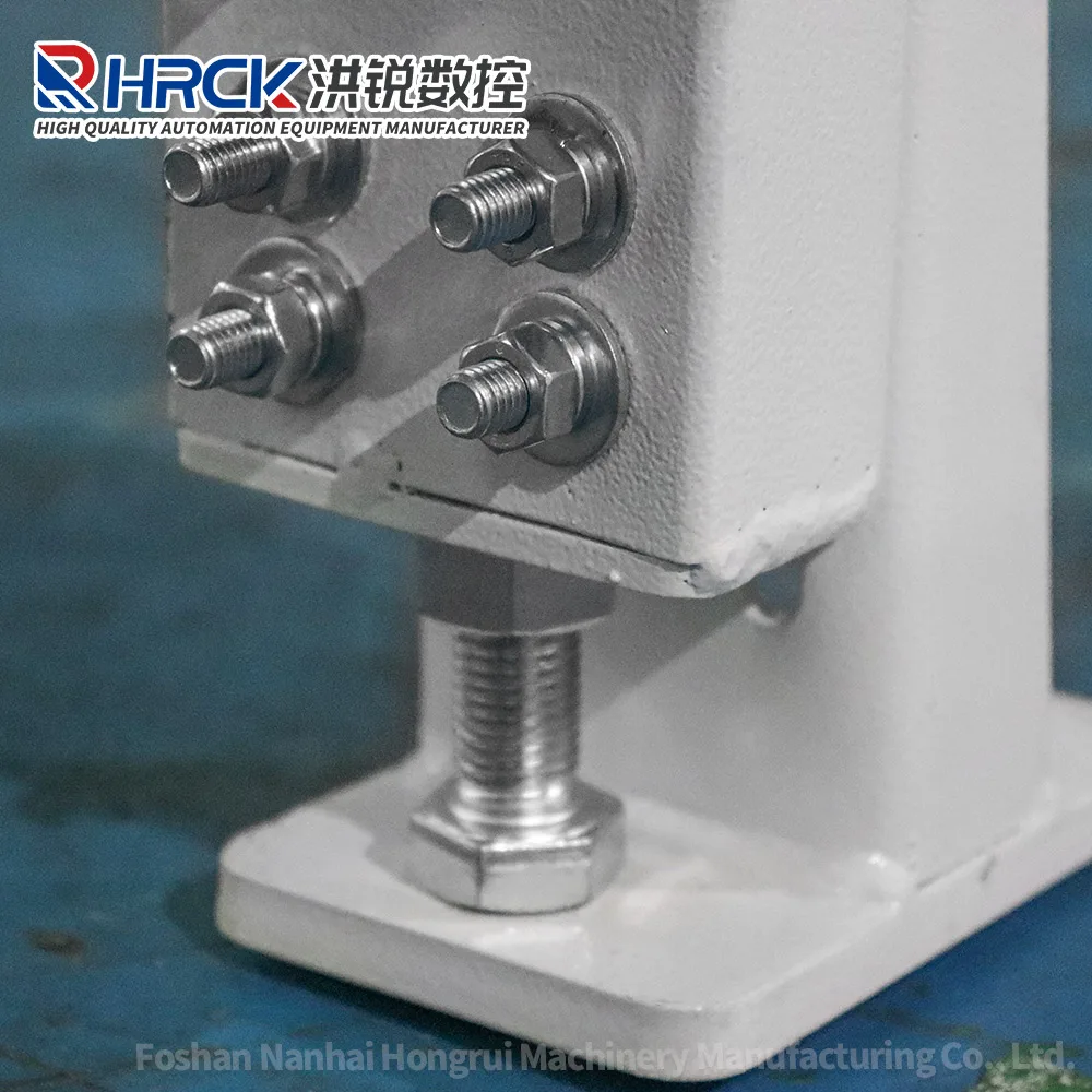 Compact Mobility, Stable Performance: Small Short Roller Tables for Edge Sealing