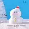 Pupazzo di neve con cappello di Babbo Natale