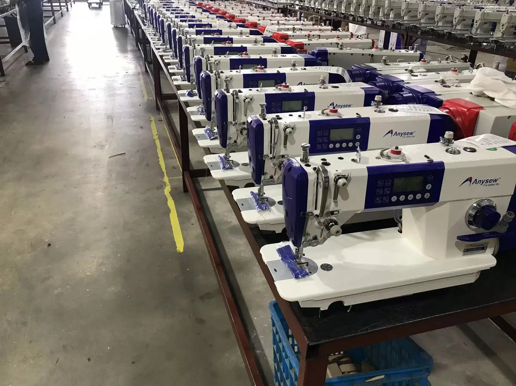 AS600-D4 Computerized lockstitch sewing machine with auto trimmer factory