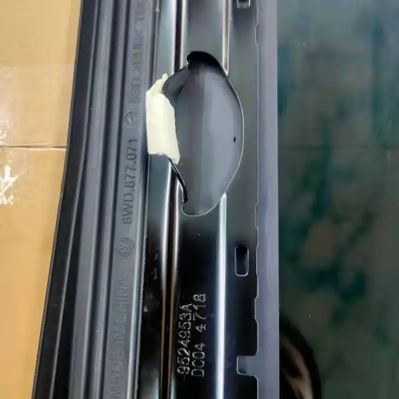 Auto Parts Sunroof Rear Glass Sunroof Glass For Audi A4 Skoda Octavia 8wd560830 Buy Sunroof