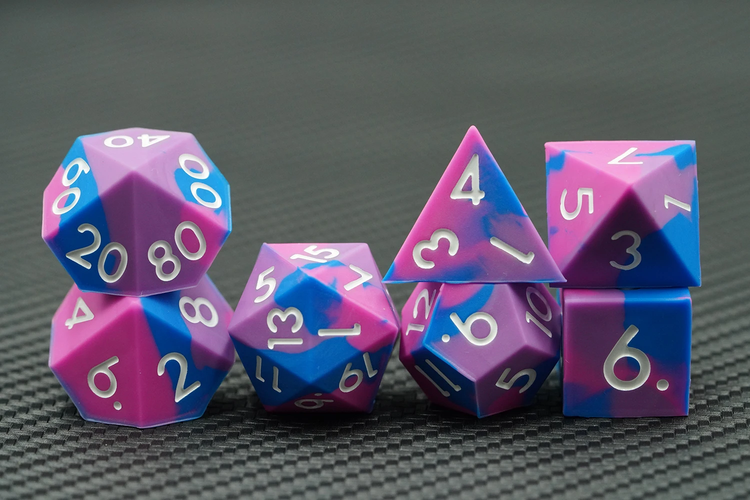 7 Piece Silicone DND Dice Set DND Tabletop RPG Games Sharp Edge Squishy Rubber 3 Color Mix 16mm Size details