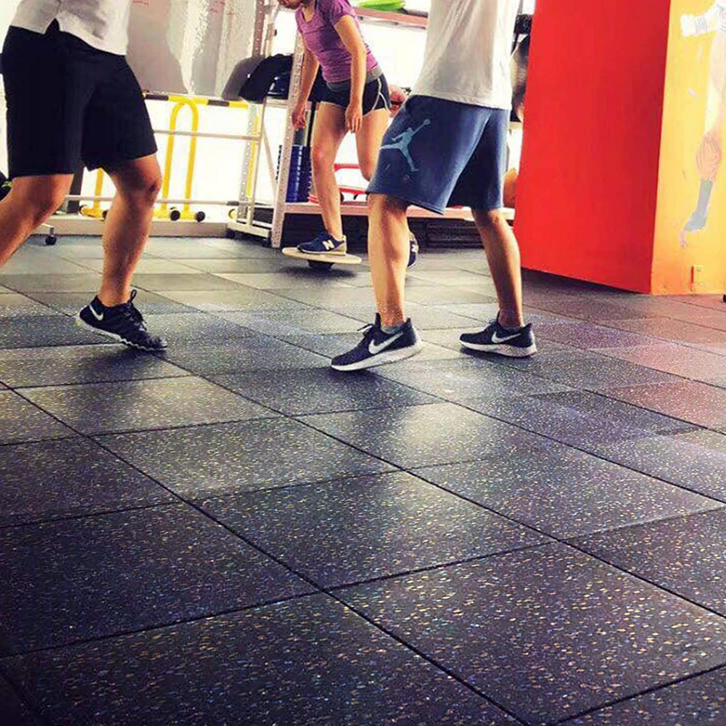 15 мм Нескользящие оптовая продажа лучшие виды спорта для использования в помещении оборудование фитнеса тренажерного зала защитные рулоны упражнений резиновое напольное покрытие коврик