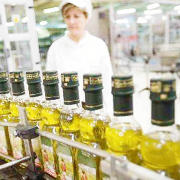 Leadworld Automatic Sunflower Essential Cooking Lube Olive Engine Oil Filling and Packing Machine
