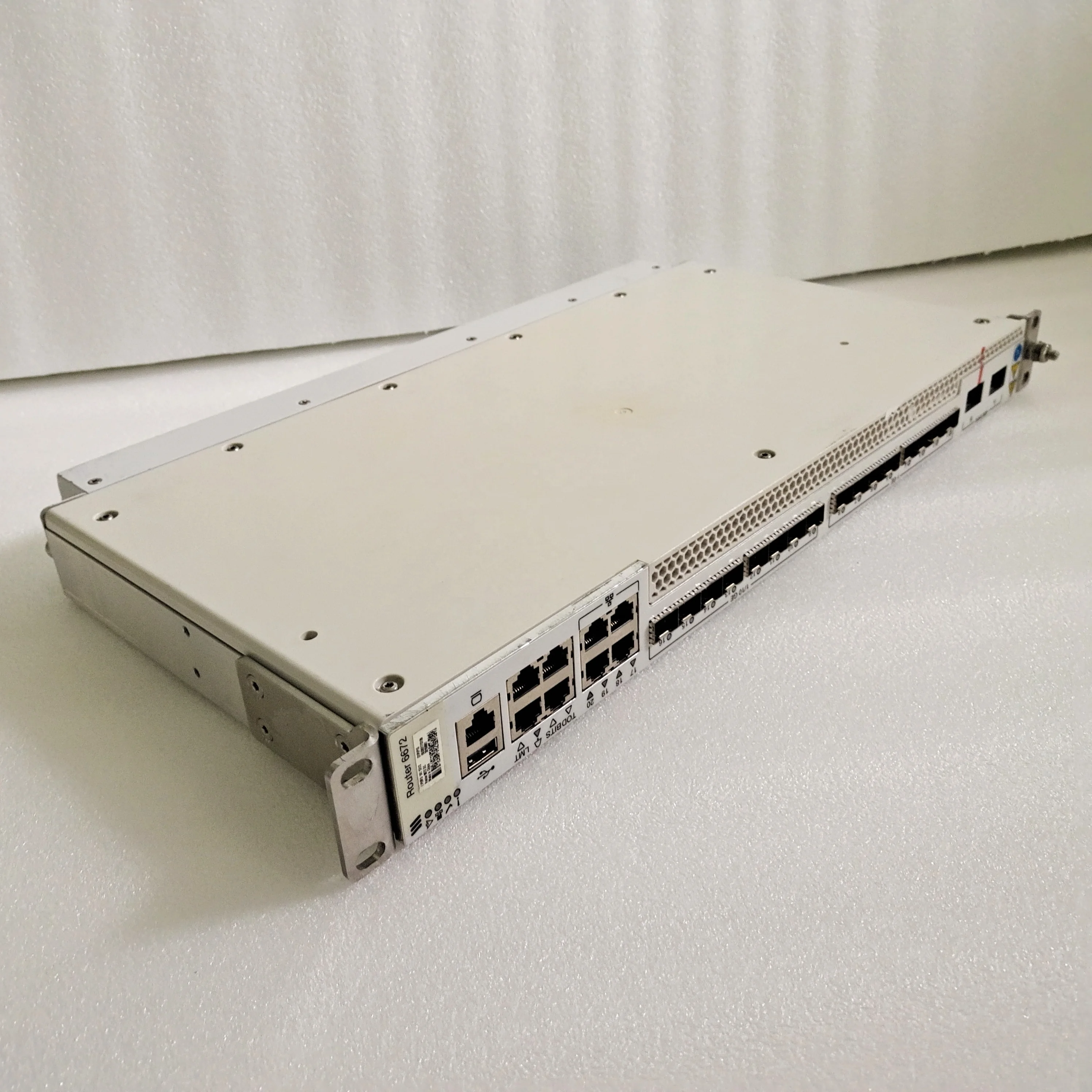Ericsson Router 6672 bfd 101 131/2 Router Serie 6000 Model 6672 Buy