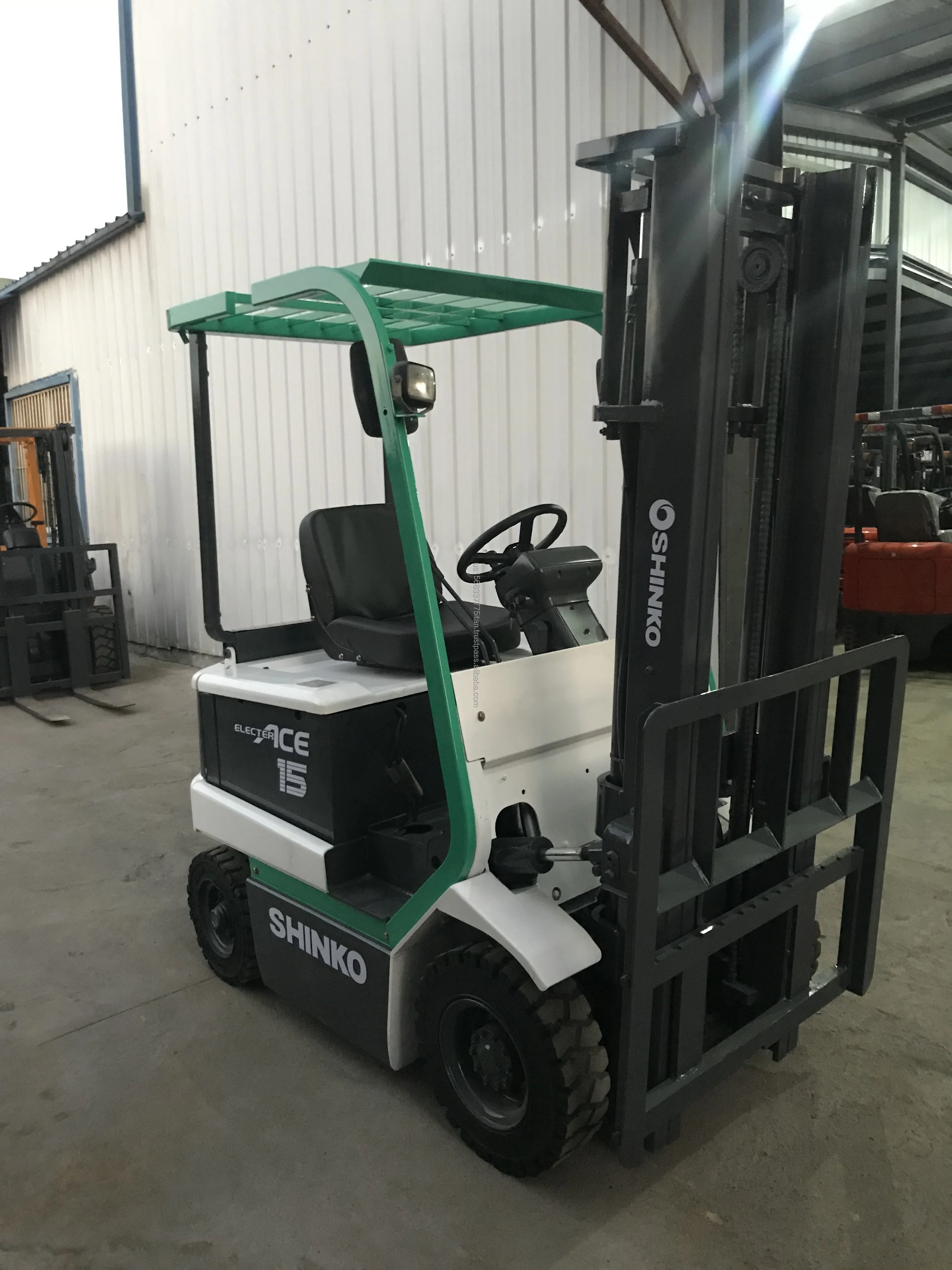 SHINKO 15 Manual Diesel Electric Forklift - Top Performance