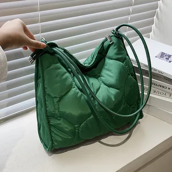 2021 Winter New Purses Bags Velvet Purses Cross-body Quilted Waterproof Green Women Puffy Handbags Puffer Bag Tote