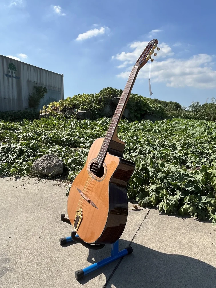 値下げしました！A.T. Guitars マカフェリギター 値下げしました！A.T. Guitars マカフェリギター 値下げしました！A.T.