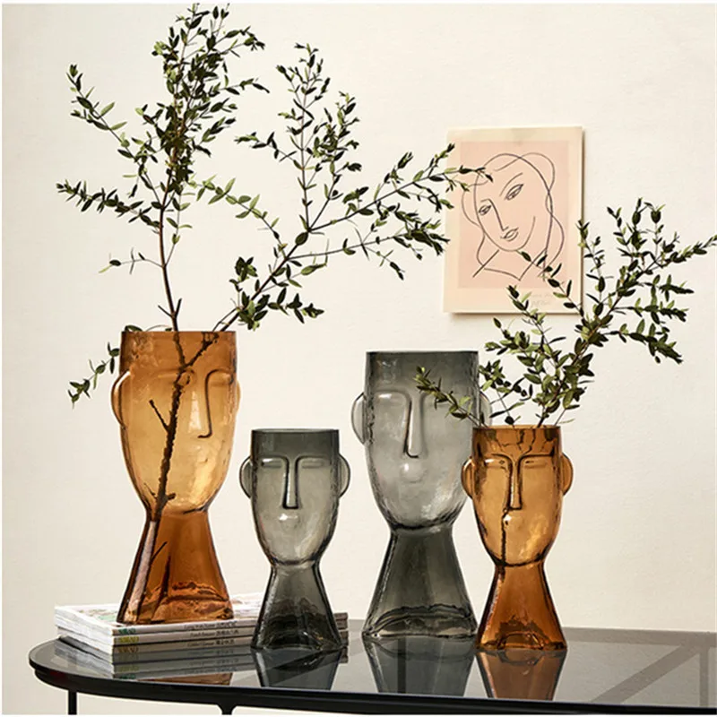 2021 Latest Design Face Shape Home Decoration Luxury Clear Flower Glass Vase