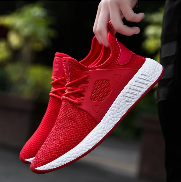 Оптовая продажа новые стильные модные удобные черные мужские повседневные спортивные туфли на шнуровке