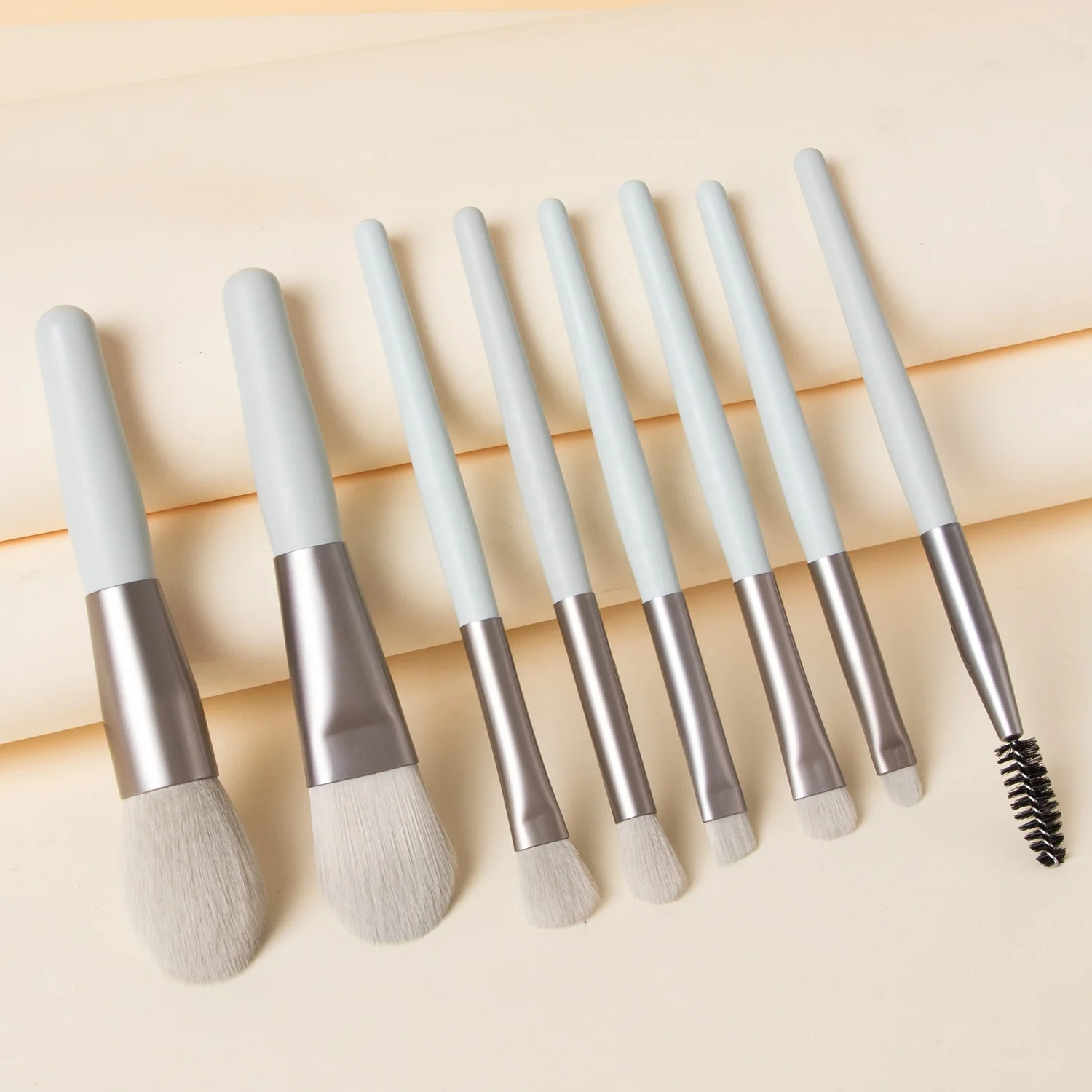 Yihuale 8Pcs Professional Nylon Cosmetic Brushes Makeup Brushes with Private Label